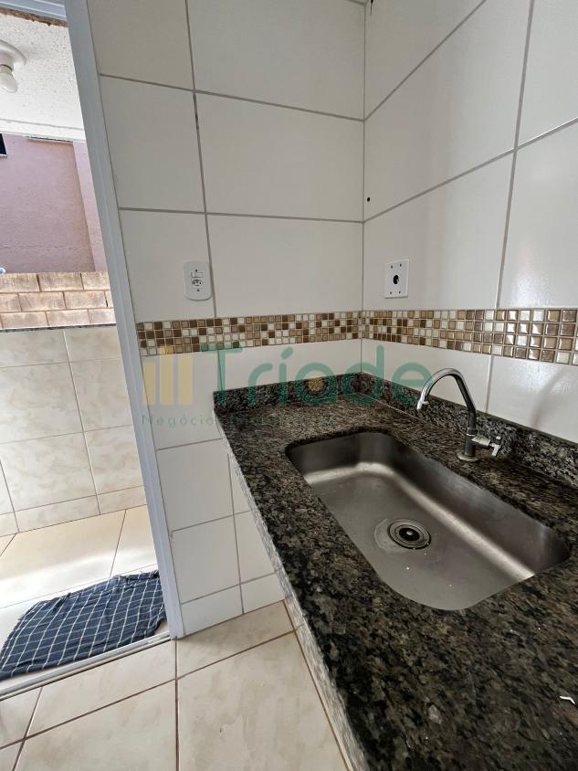 Apartamento para alugar com 2 quartos, 48m² - Foto 3