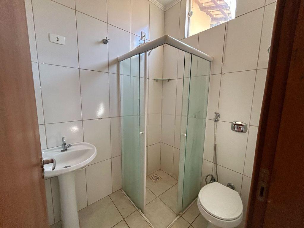 Casa à venda com 3 quartos, 85m² - Foto 4