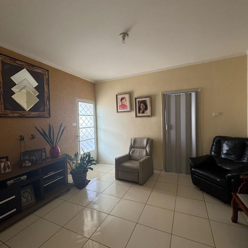 Chácara à venda com 4 quartos, 1600m² - Foto 3