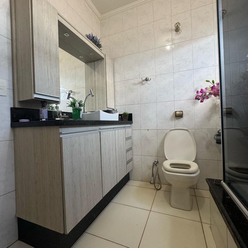 Chácara à venda com 4 quartos, 1600m² - Foto 8