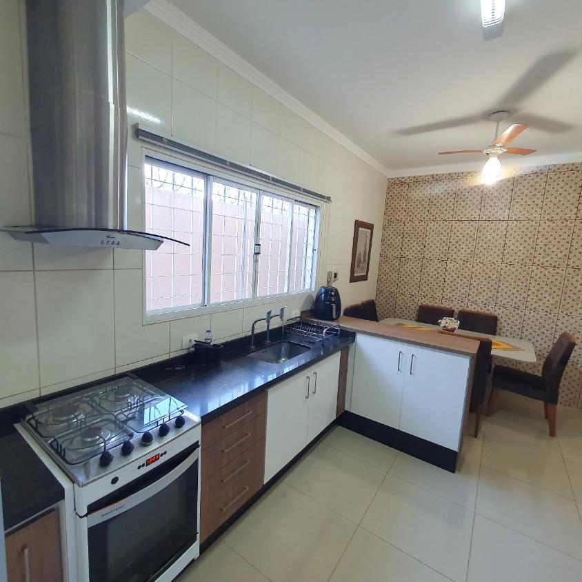 Casa, 3 quartos, 240 m² - Foto 7