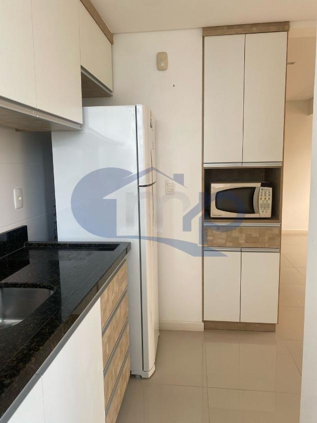 Apartamento à venda com 3 quartos, 95m² - Foto 8
