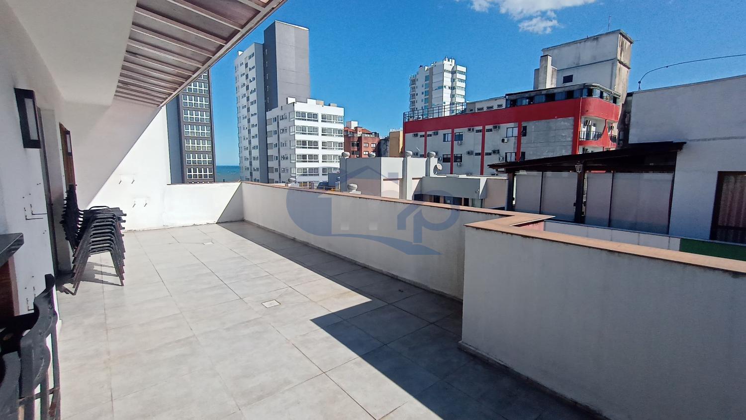 Apartamento à venda com 2 quartos, 130m² - Foto 1