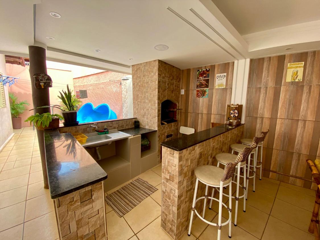 Casa à venda com 4 quartos, 240m² - Foto 5