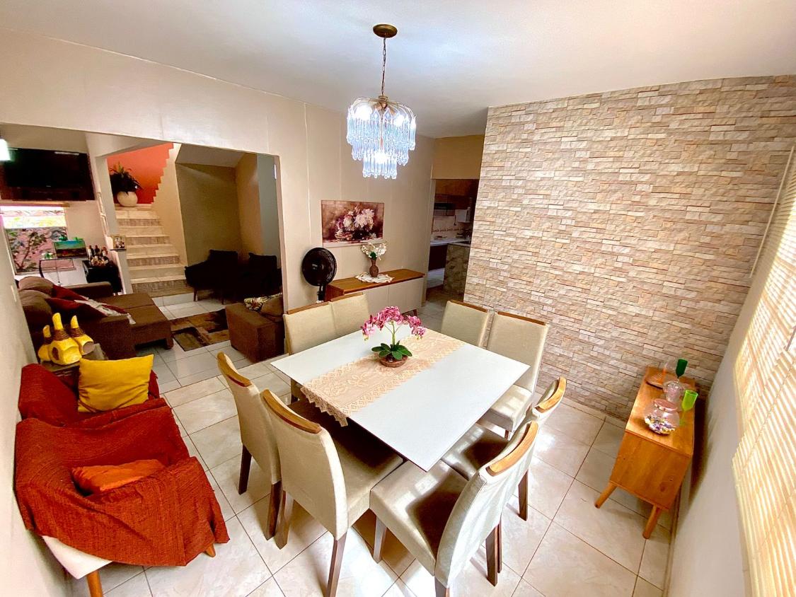 Casa à venda com 4 quartos, 240m² - Foto 7