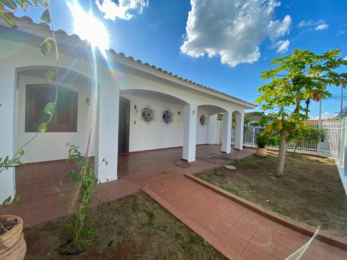 Casa à venda com 4 quartos, 277m² - Foto 16
