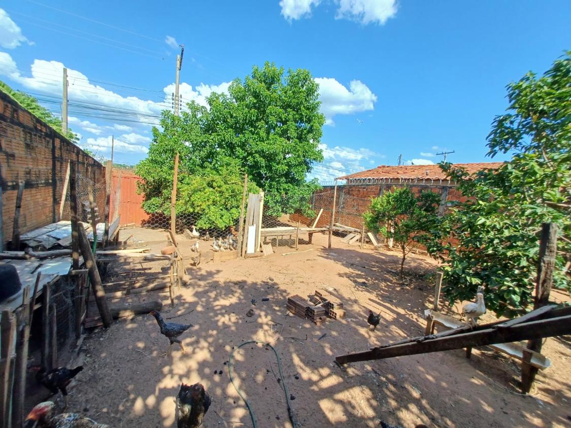 Casa à venda com 1 quarto, 460m² - Foto 3