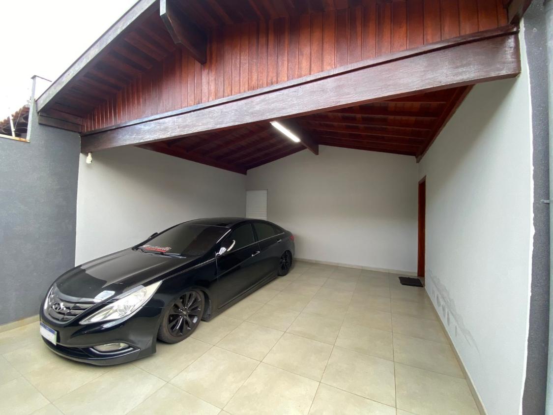 Casa à venda com 3 quartos, 158m² - Foto 2