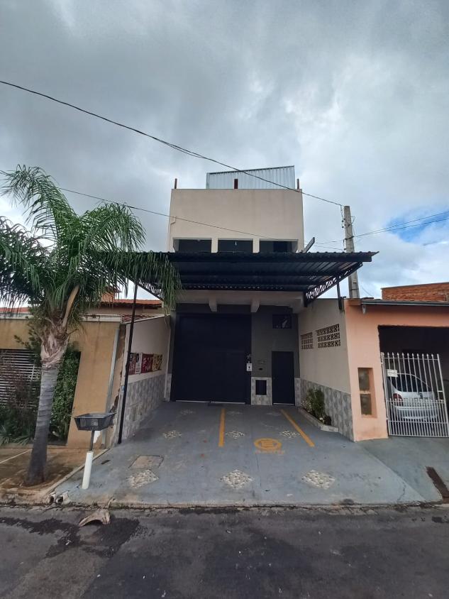 Sobrado, 3 quartos, 200 m² - Foto 1