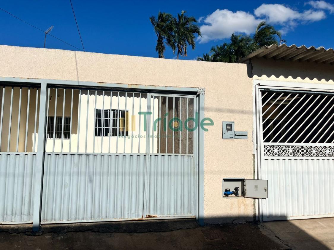 Casa para alugar com 2 quartos, 140m² - Foto 1