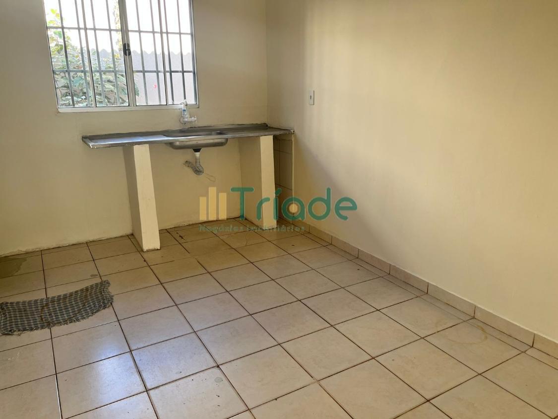 Casa para alugar com 2 quartos, 140m² - Foto 14