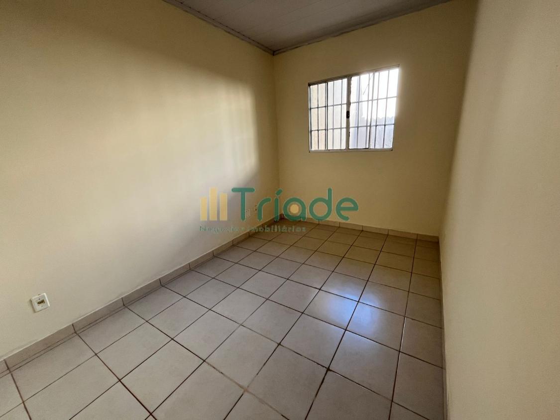 Casa para alugar com 2 quartos, 140m² - Foto 8