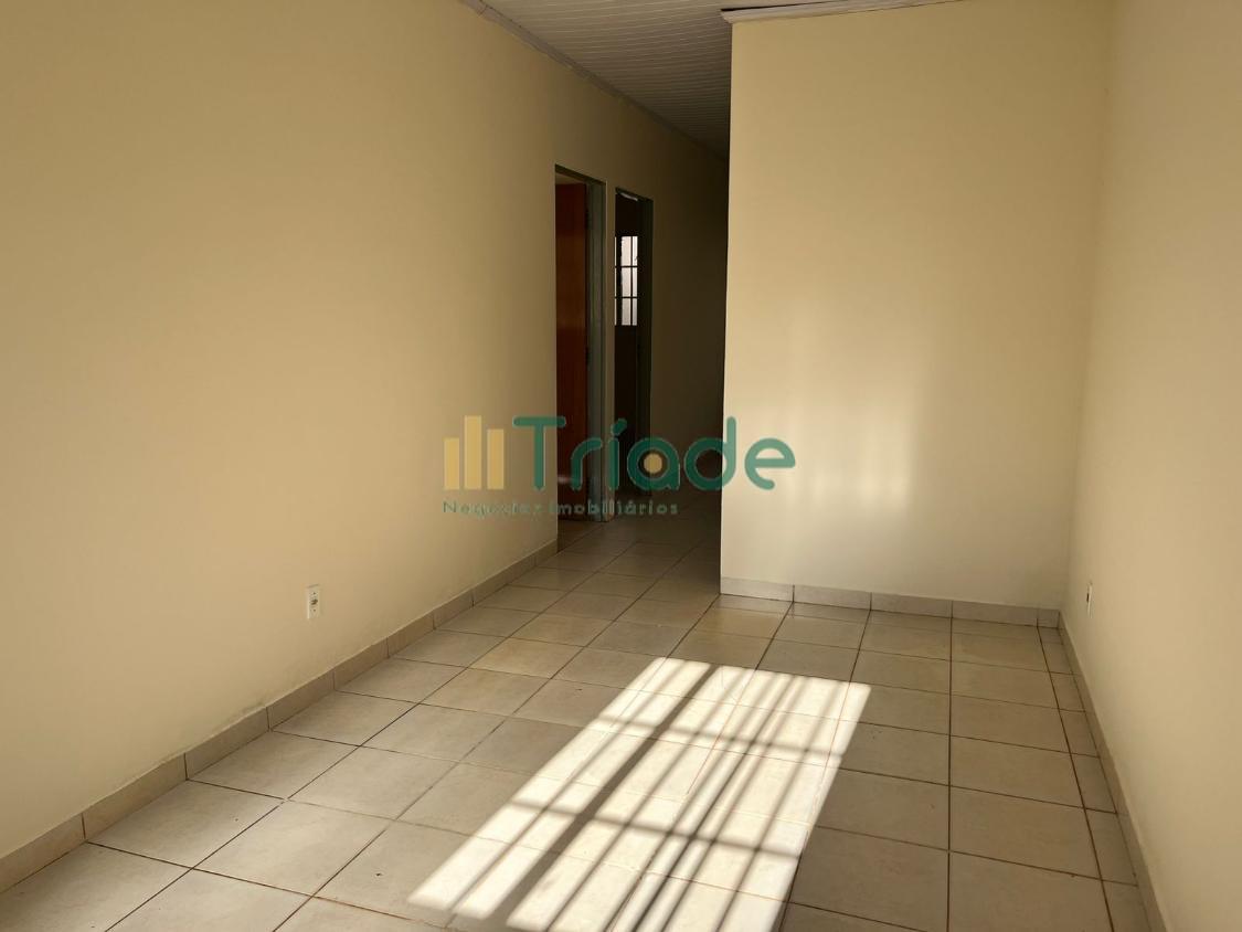 Casa para alugar com 2 quartos, 140m² - Foto 3