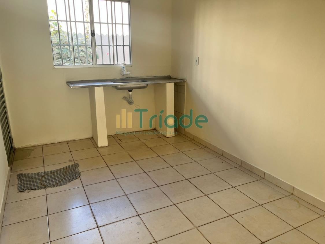 Casa para alugar com 2 quartos, 140m² - Foto 15