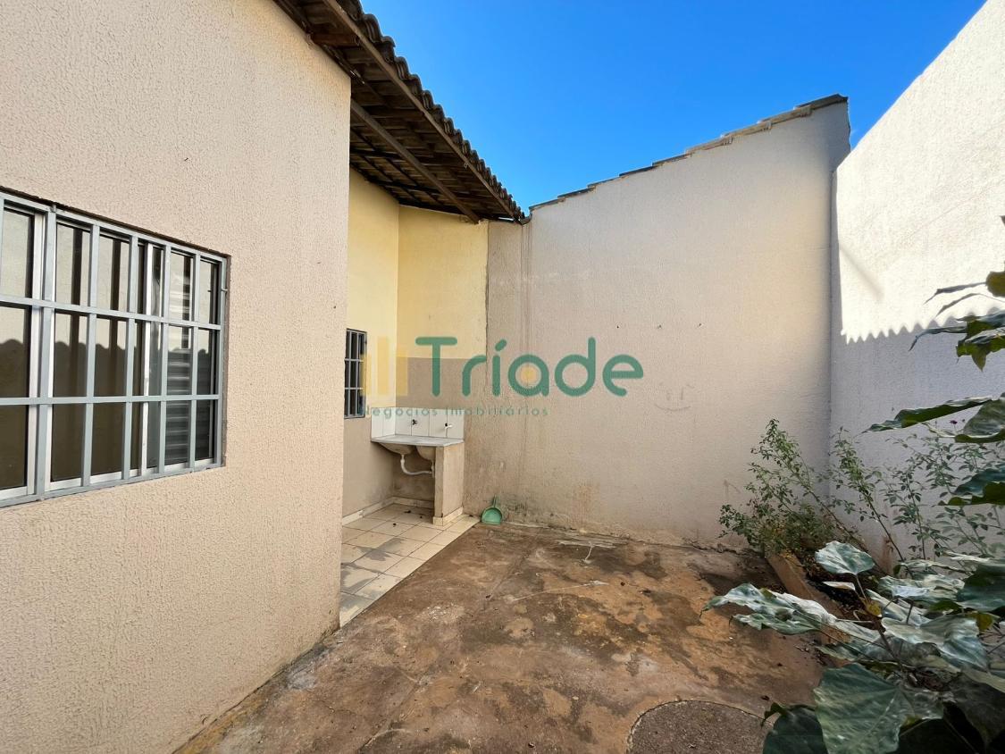 Casa para alugar com 2 quartos, 140m² - Foto 19