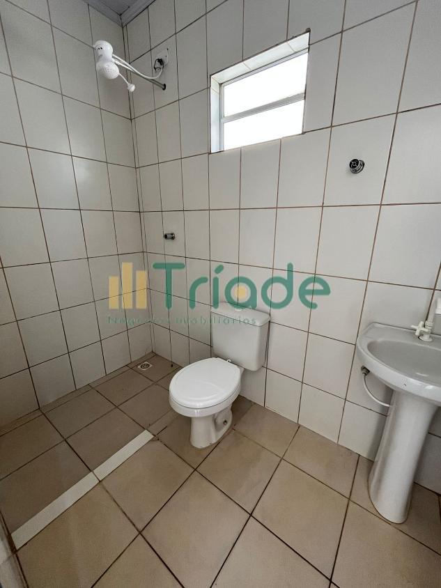 Casa para alugar com 2 quartos, 140m² - Foto 16