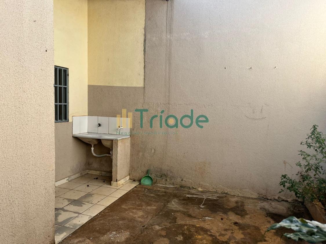 Casa para alugar com 2 quartos, 140m² - Foto 18