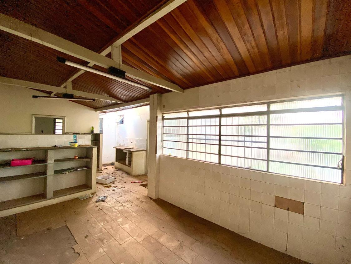Casa à venda com 3 quartos, 204m² - Foto 10