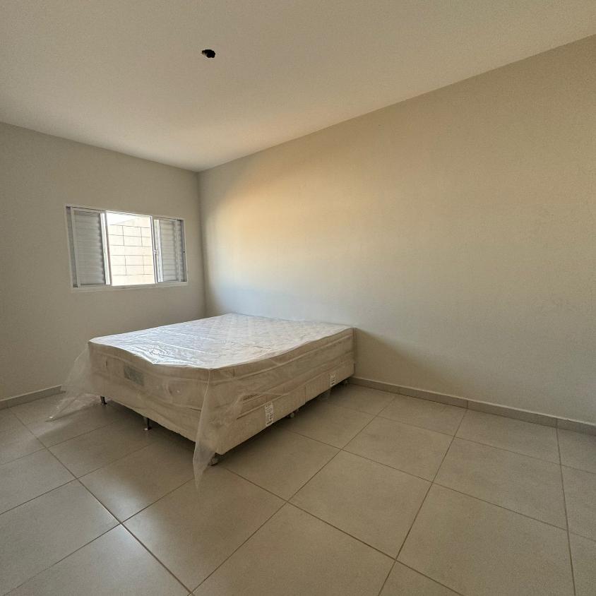 Casa à venda com 2 quartos, 80m² - Foto 3