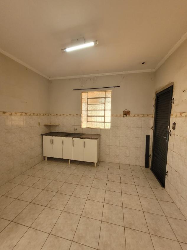 Casa à venda com 2 quartos, 124m² - Foto 12