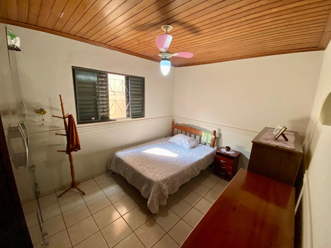 Casa à venda com 3 quartos, 213m² - Foto 6