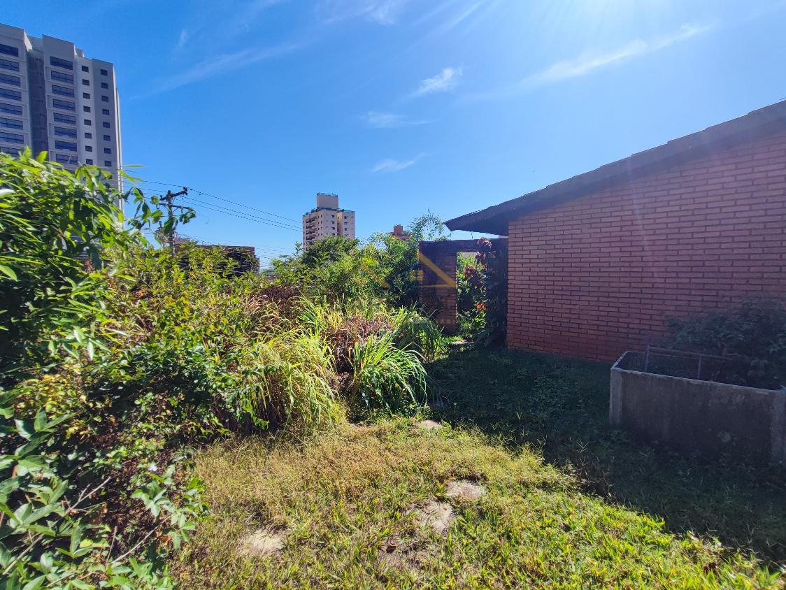 Casa à venda com 4 quartos, 400m² - Foto 38