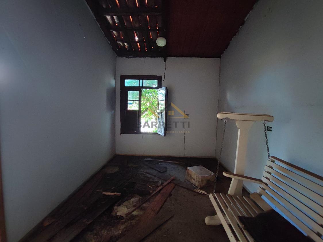 Casa à venda com 4 quartos, 400m² - Foto 47