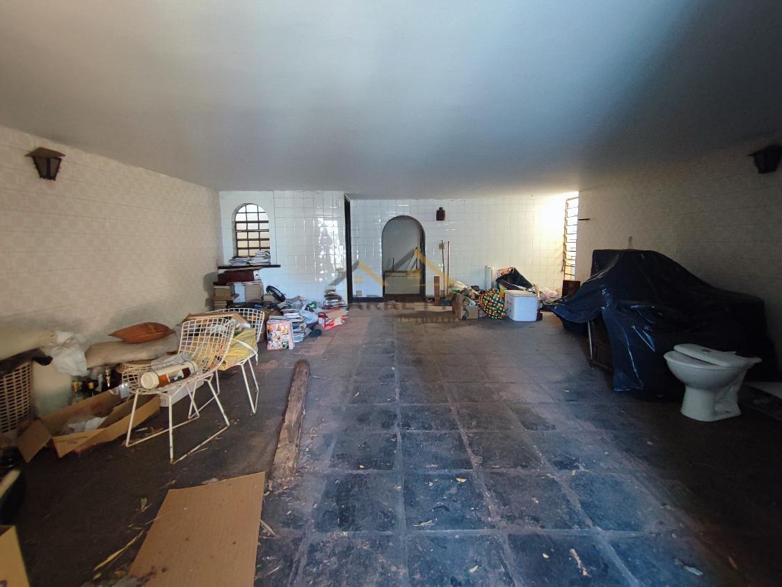 Casa à venda com 4 quartos, 400m² - Foto 50