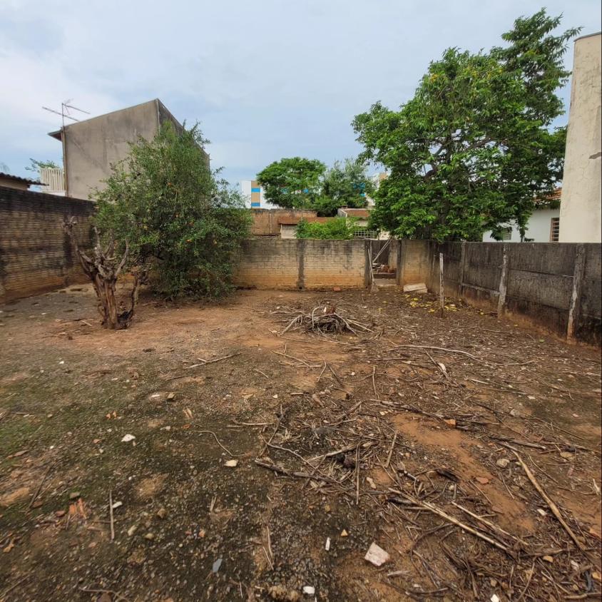 Terreno, 339 m² - Foto 1