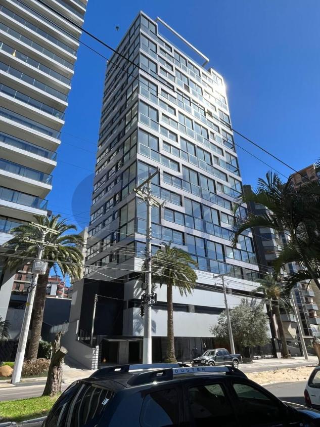 Apartamento à venda com 3 quartos, 142m² - Foto 3