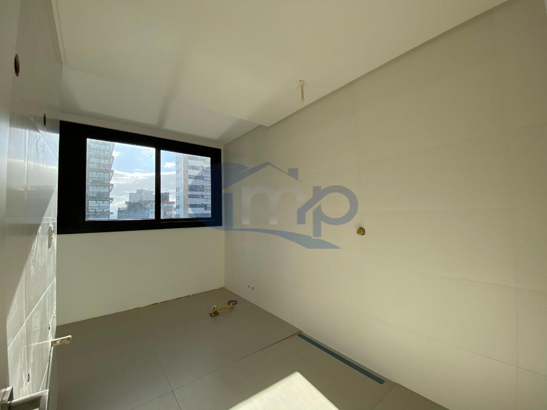 Apartamento à venda com 3 quartos, 142m² - Foto 42