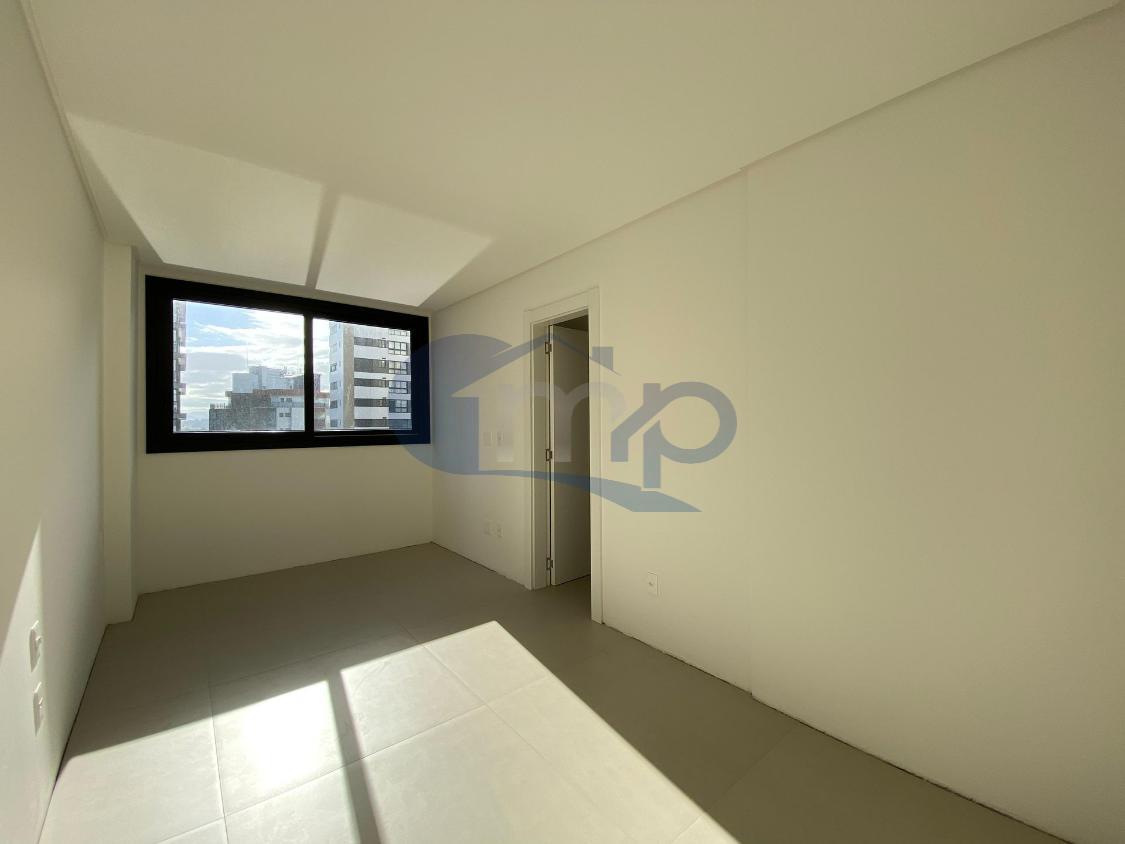 Apartamento à venda com 3 quartos, 142m² - Foto 50