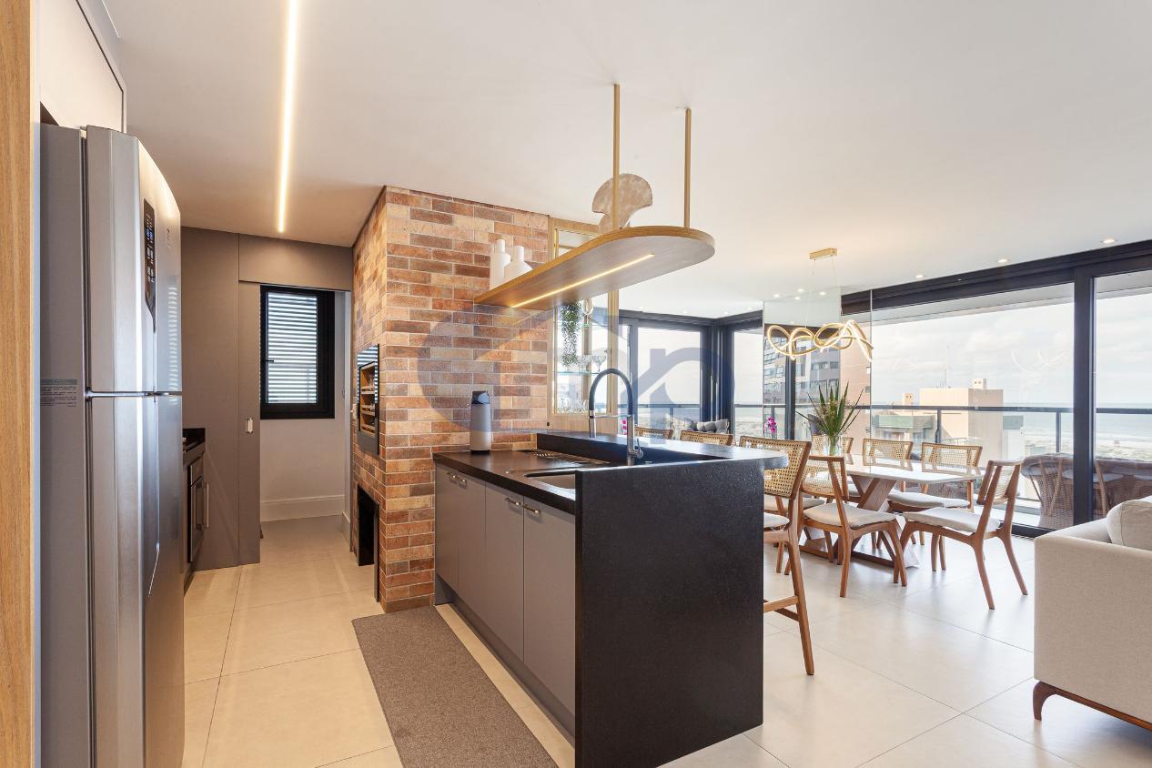 Apartamento à venda com 4 quartos, 220m² - Foto 9