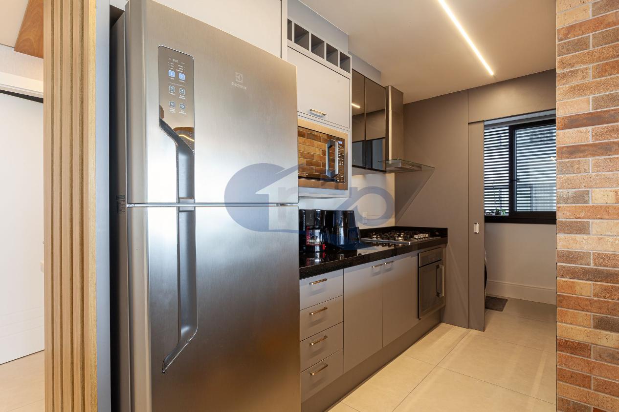 Apartamento à venda com 4 quartos, 220m² - Foto 6