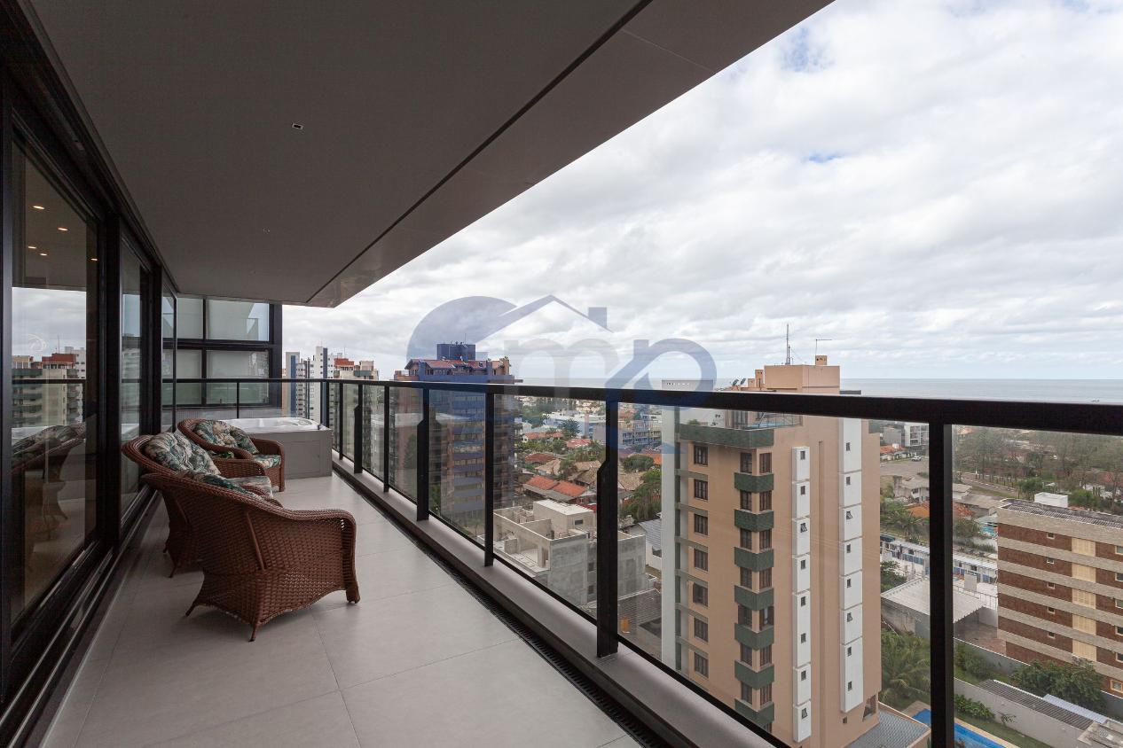 Apartamento à venda com 4 quartos, 220m² - Foto 4