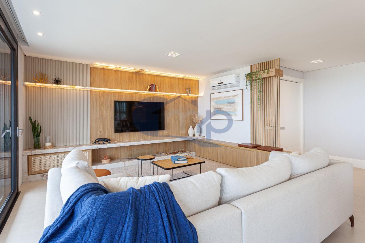 Apartamento à venda com 4 quartos, 220m² - Foto 8