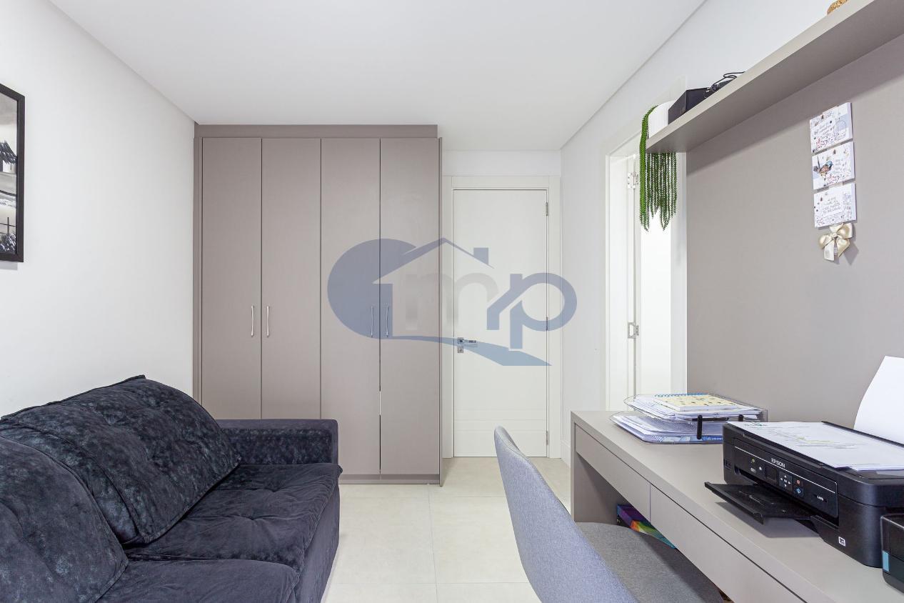 Apartamento à venda com 4 quartos, 220m² - Foto 11