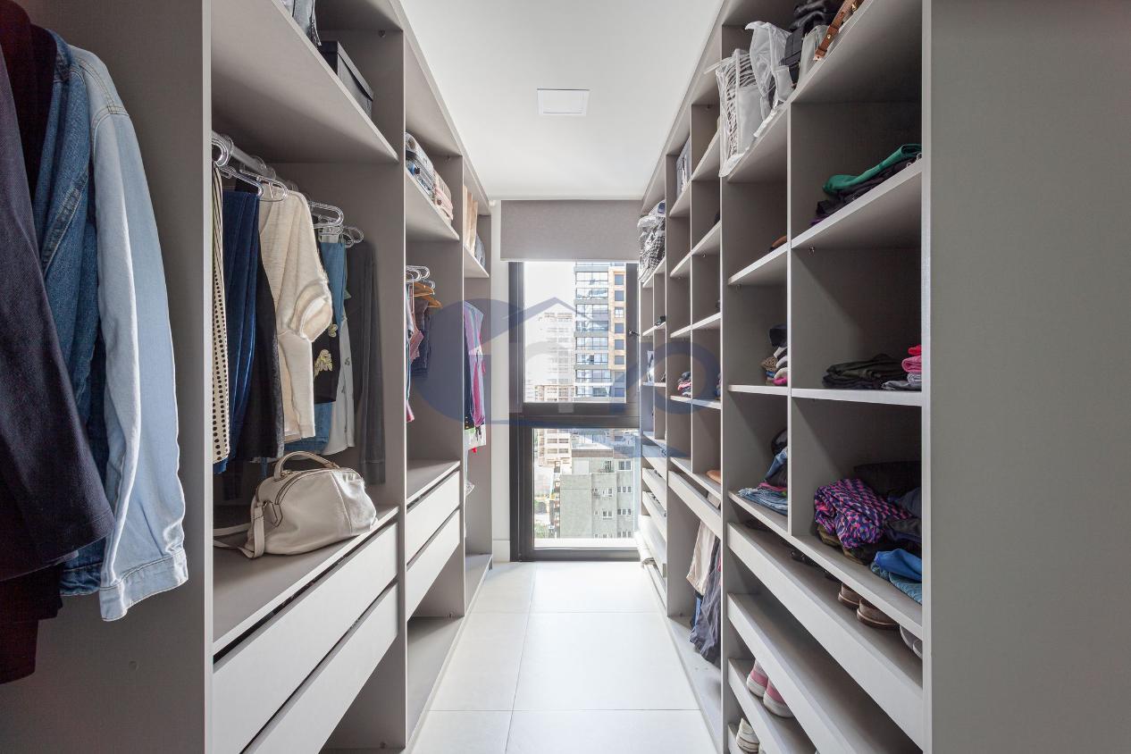 Apartamento à venda com 4 quartos, 220m² - Foto 15