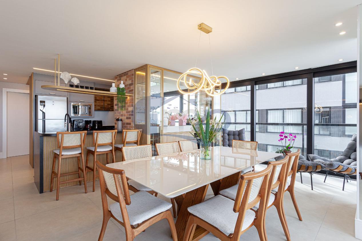 Apartamento à venda com 4 quartos, 220m² - Foto 22