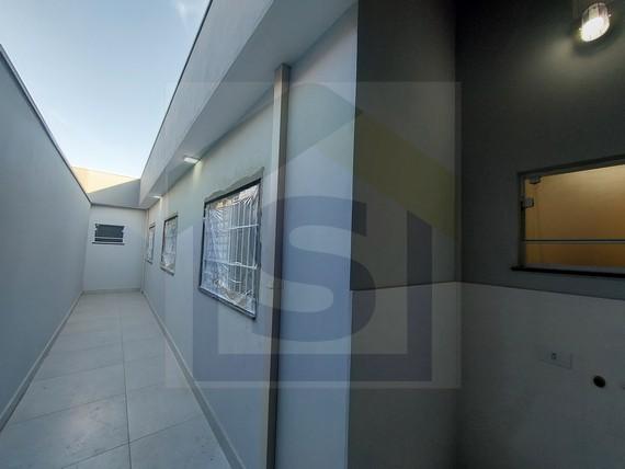 Casa à venda com 3 quartos, 125m² - Foto 2