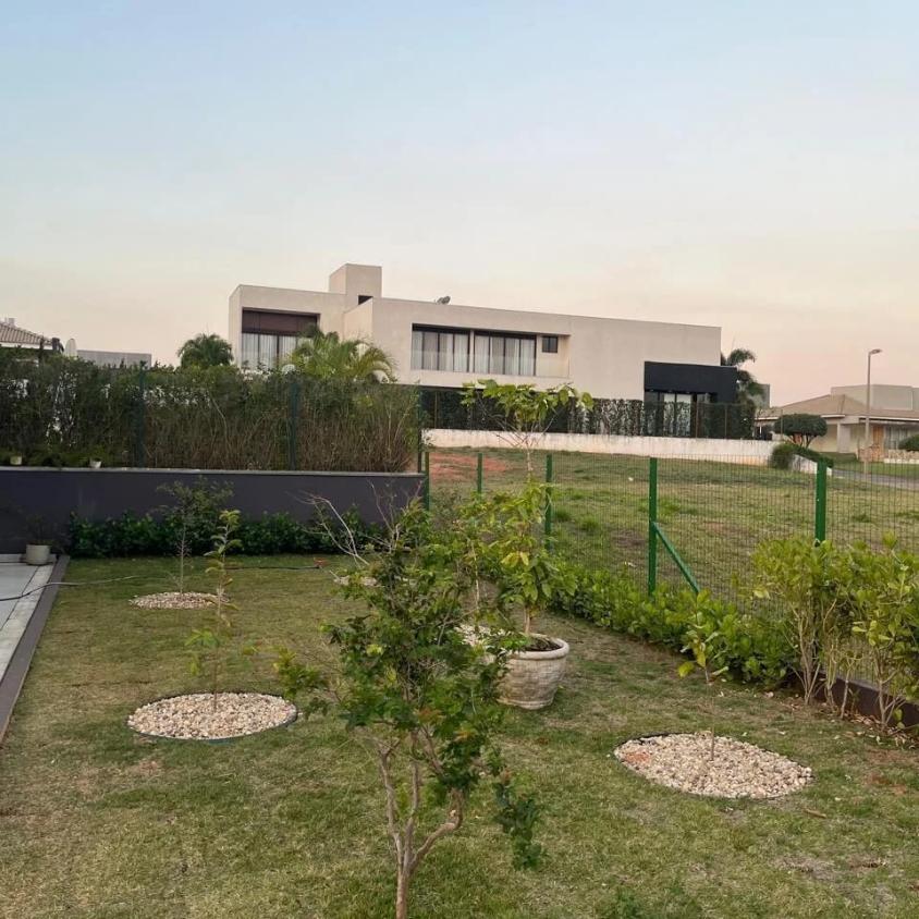 Casa à venda com 3 quartos, 376m² - Foto 7