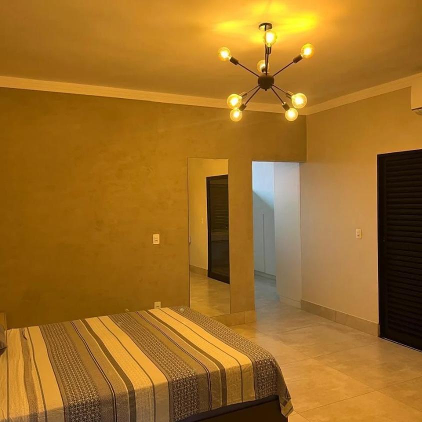 Casa à venda com 3 quartos, 376m² - Foto 9