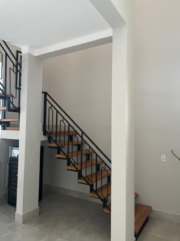 Casa à venda com 3 quartos, 376m² - Foto 27