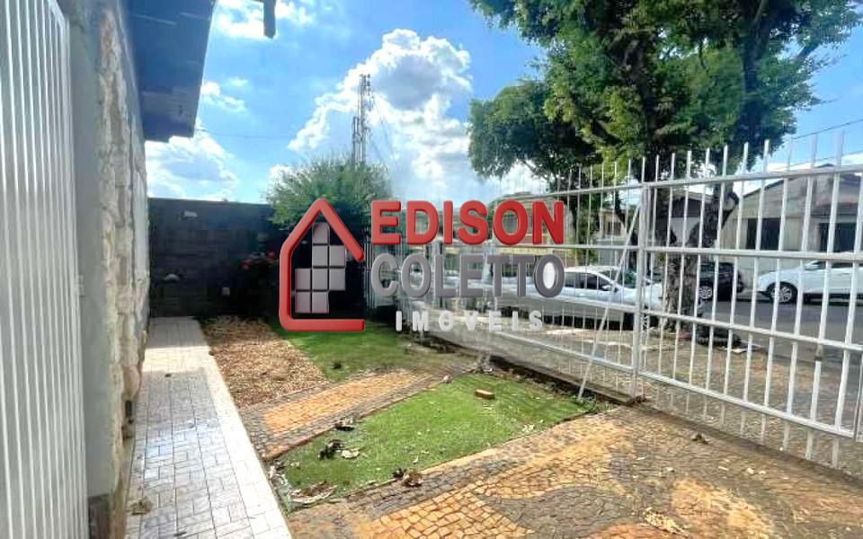 Casa, 3 quartos, 242 m² - Foto 2