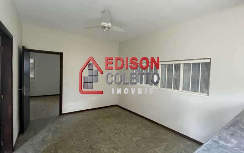 Casa, 3 quartos, 242 m² - Foto 28