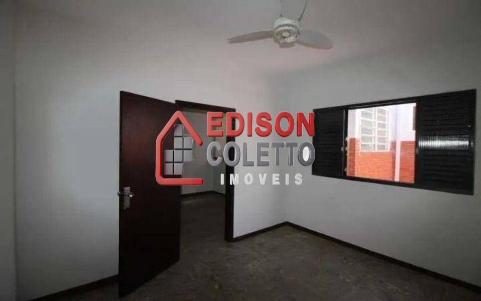 Casa, 3 quartos, 242 m² - Foto 16
