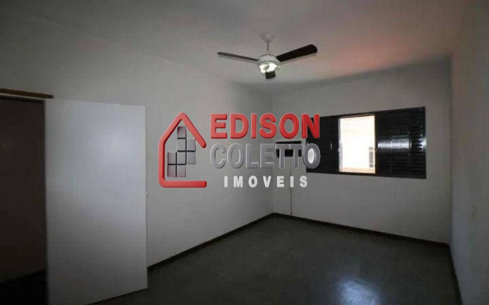 Casa, 3 quartos, 242 m² - Foto 18