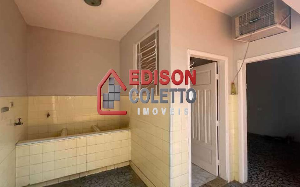 Casa, 3 quartos, 242 m² - Foto 33