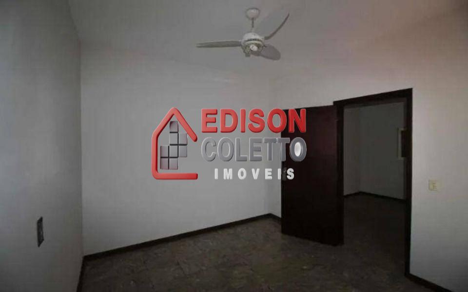 Casa, 3 quartos, 242 m² - Foto 21