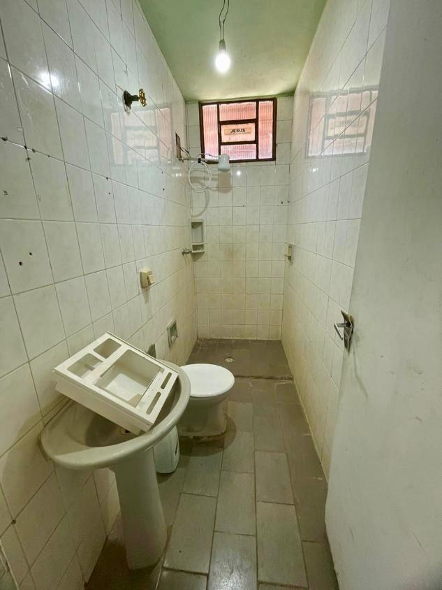 Casa à venda com 2 quartos, 60m² - Foto 6